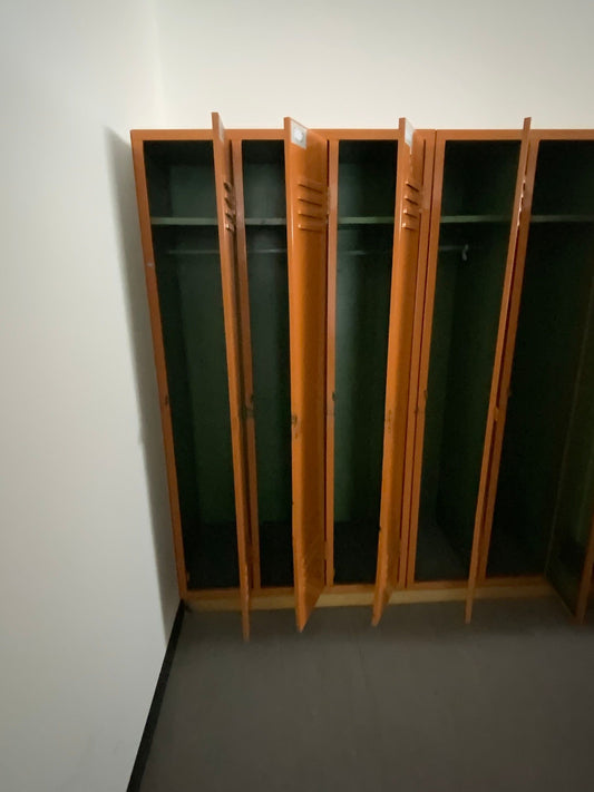 Spind 3er Modul / Garderobenschrank /Umkleideschrank /Stahlschrank