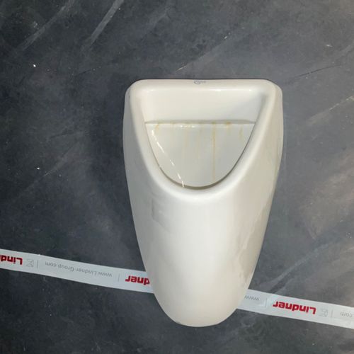 Urinal Ideal Standard 370x560x370 inklusive Vorwandelement mit Drückergarnitur von Grohe (Neuwertig)