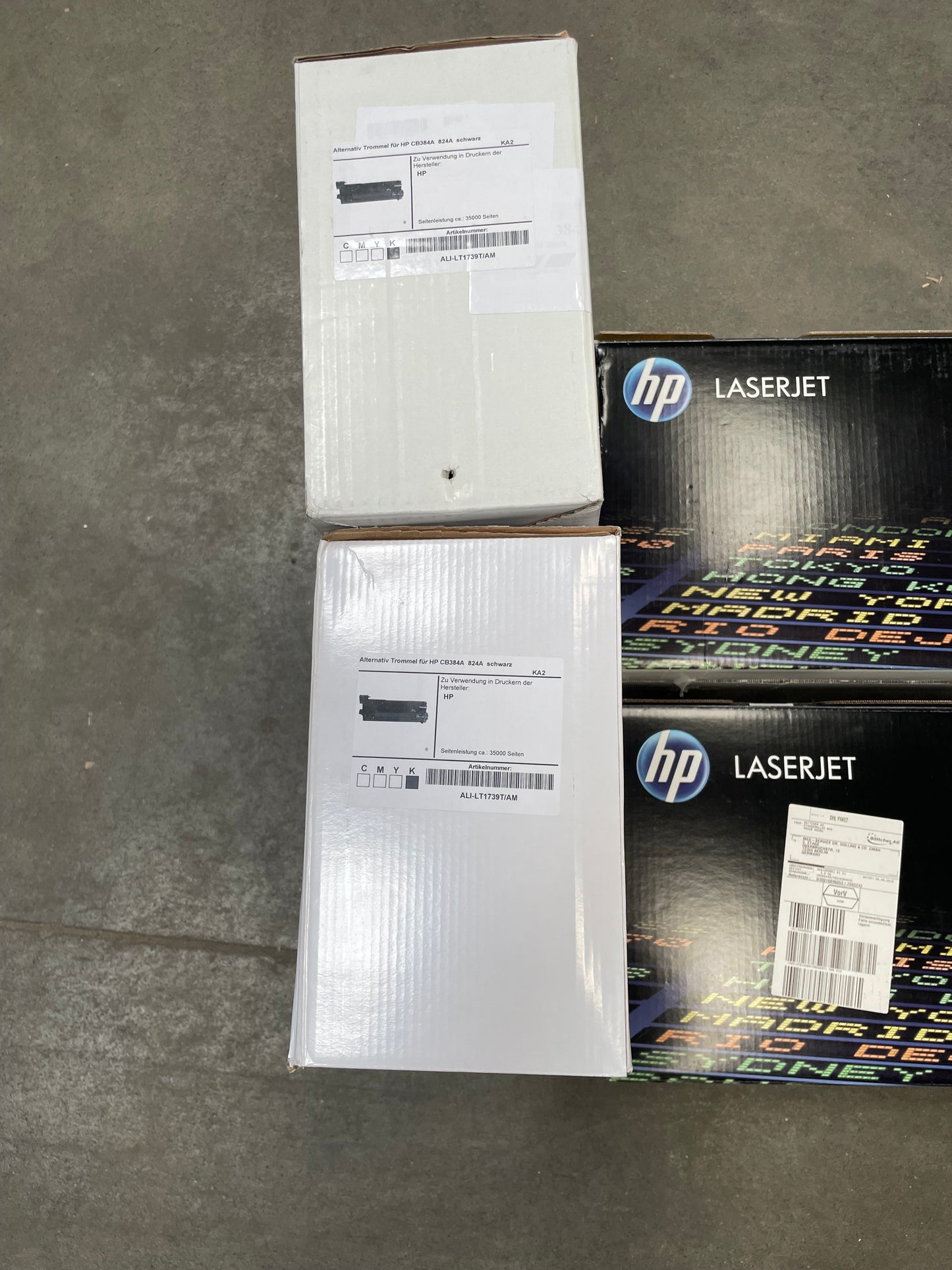 HP ColorSphere CM6030f MFP mit Stapelfach Q6998A + Zubehör