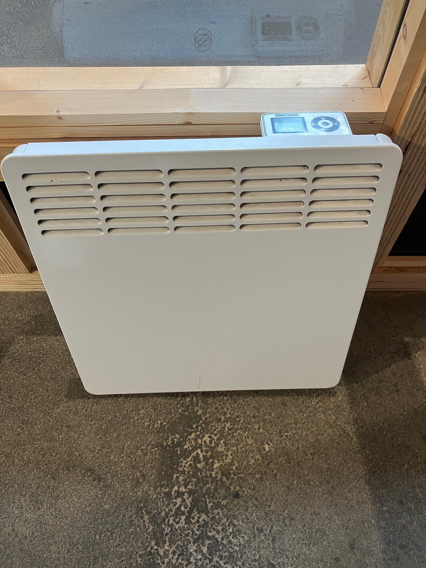 Elektro - Wandheizkörper STIEBEL ELTRON CNS 50