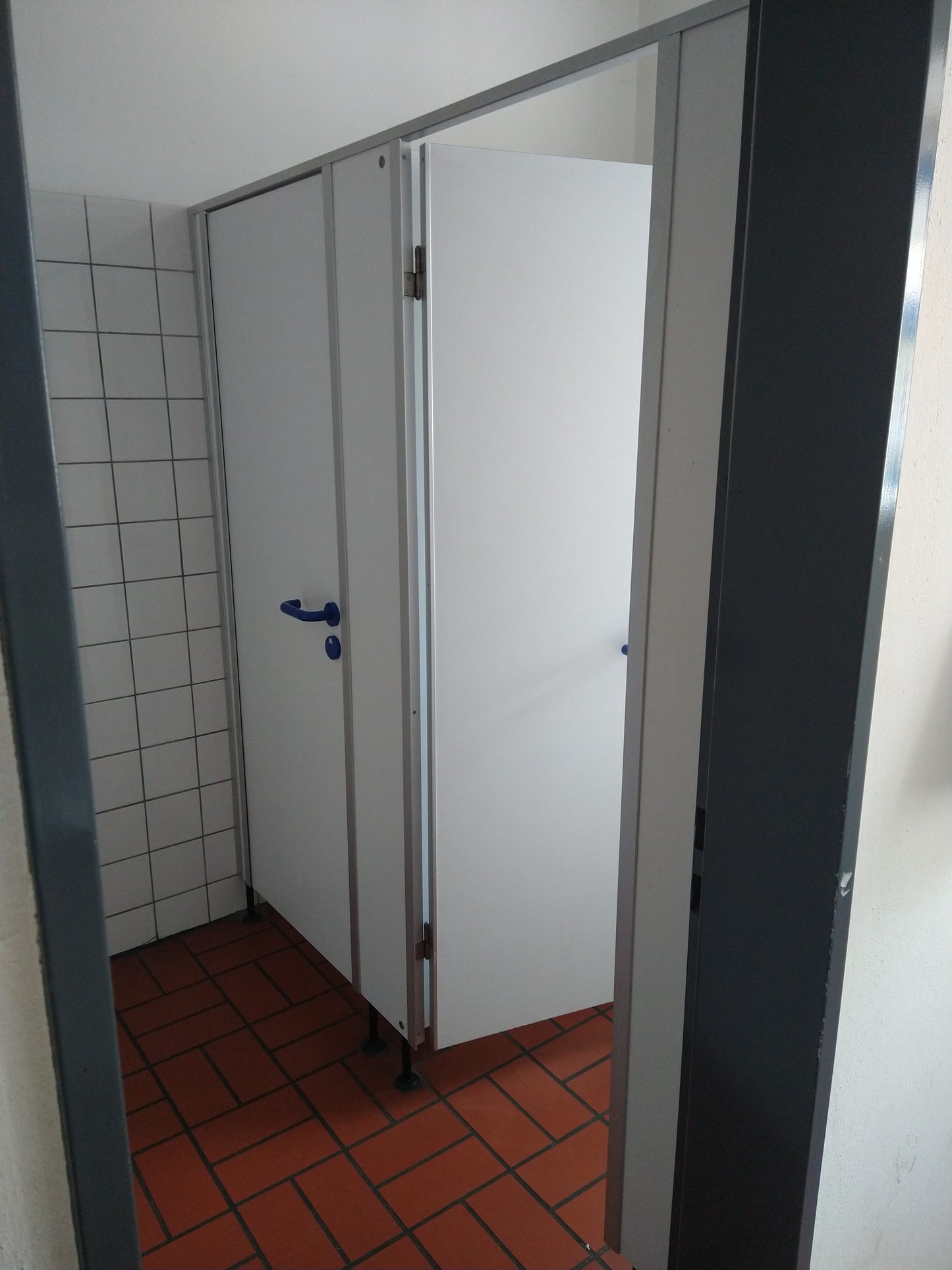 WC-Trennwand inkl. Türen 1850x2005x1525