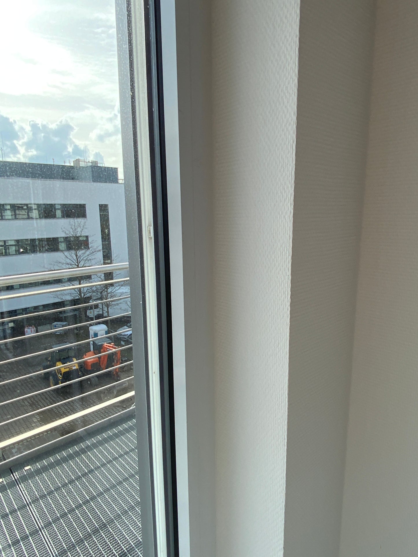 Bodentiefes Fenster, außen Schüco International KG 970x2850x80