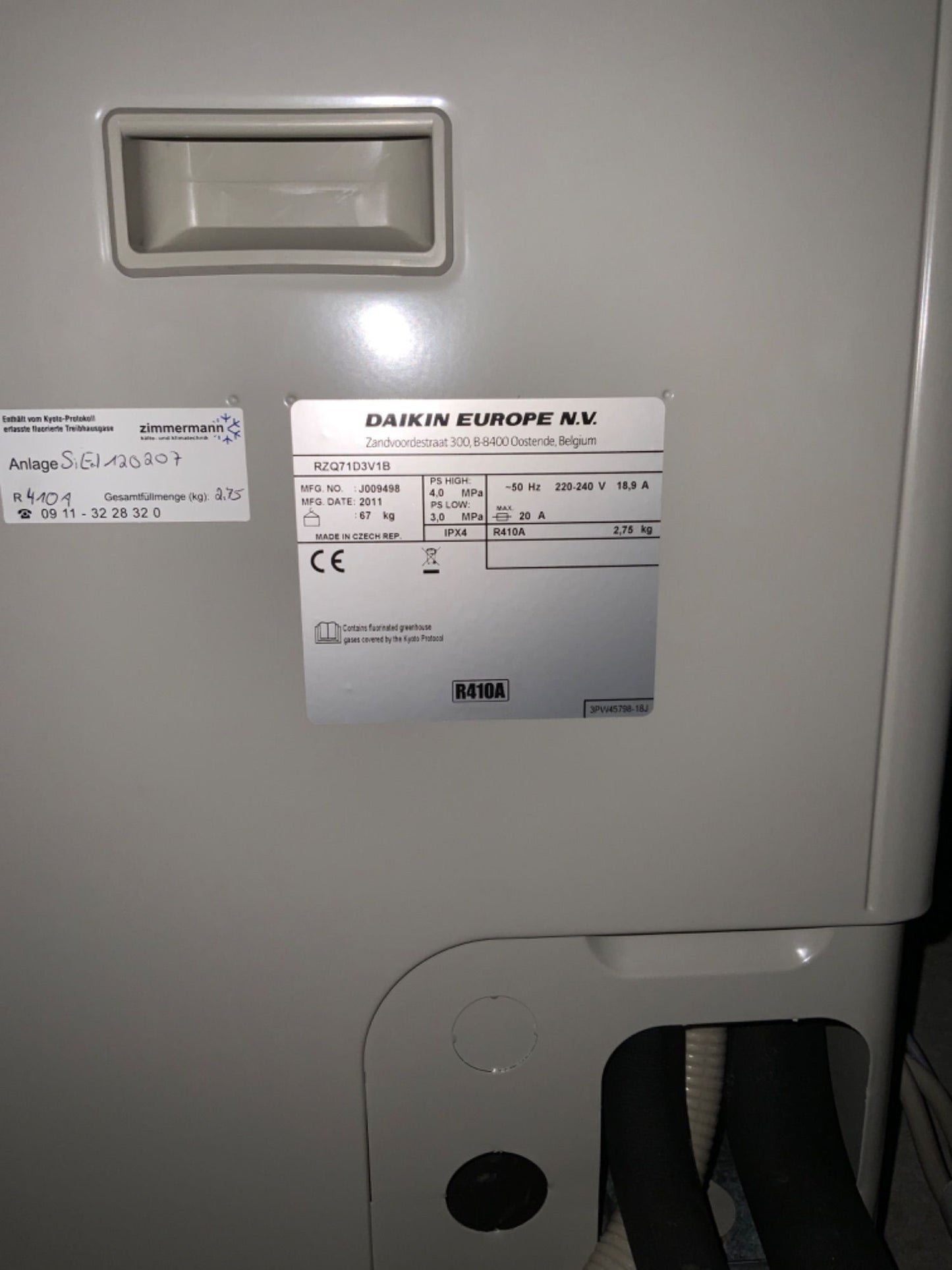 Klimasplitgerät Daikin 900x750x320