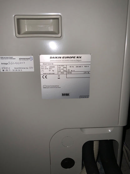 Klimasplitgerät Daikin 900x750x320