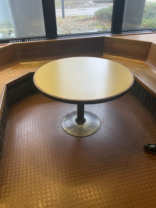 Runder Tisch 1040 mm Durchmesser