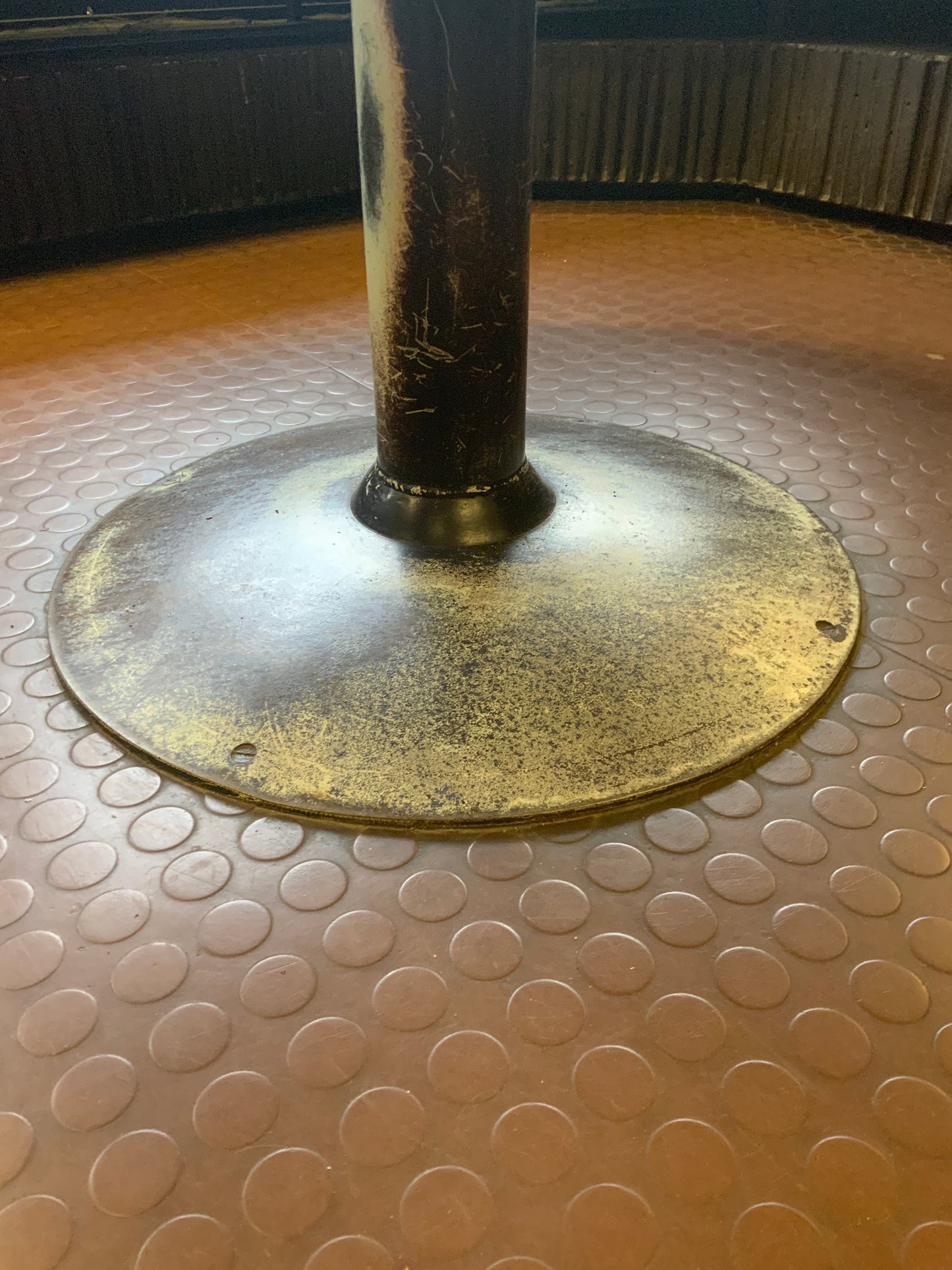Runder Tisch 1040 mm Durchmesser