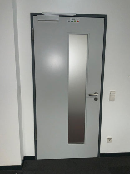 Brandschutztür - innen mit Verglasung und Türschließer DIN R+L 160x1030x2150