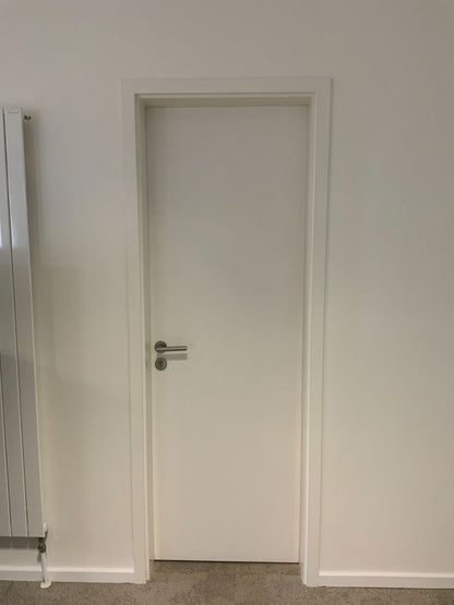 Tür - Weiß 815x2155x180 DIN R