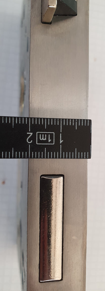 Türschloss / -beschlag, innen  20 x 235 mm, DIN Links