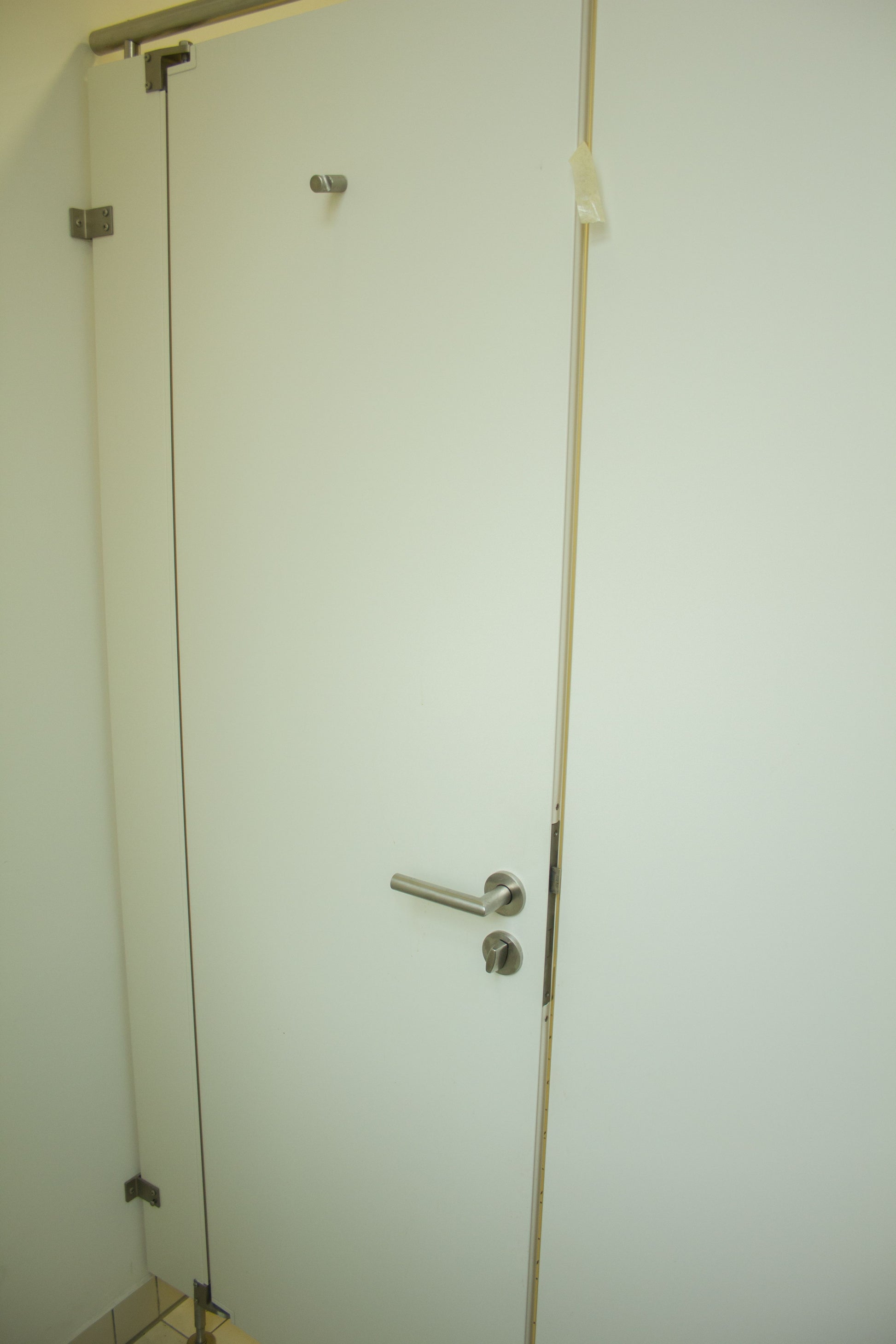 WC Trennwände (3 Kabinen) - Concular - Gebrauchte Baumaterialien kaufen